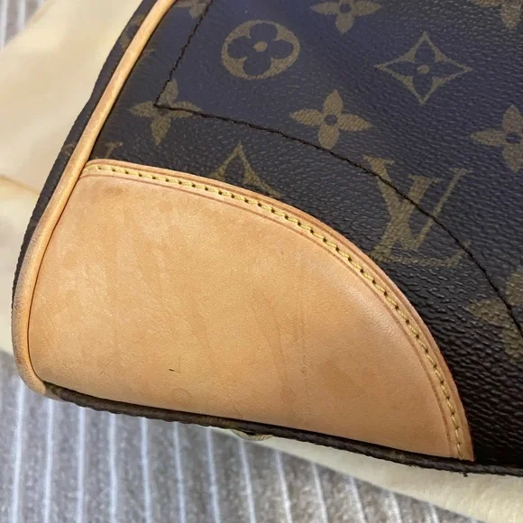 Louis Vuitton Beverly MM - Picture 8 of 15